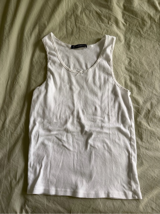 Brandy Melville Tops - Brandy Melville White Tank Top